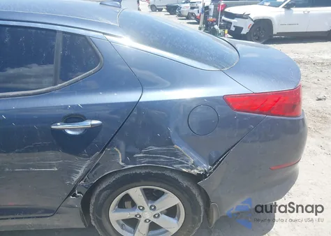 2015 Kia Optima Lx z USA, uszkodzony, nr VIN 5XXGM4A78FG380301